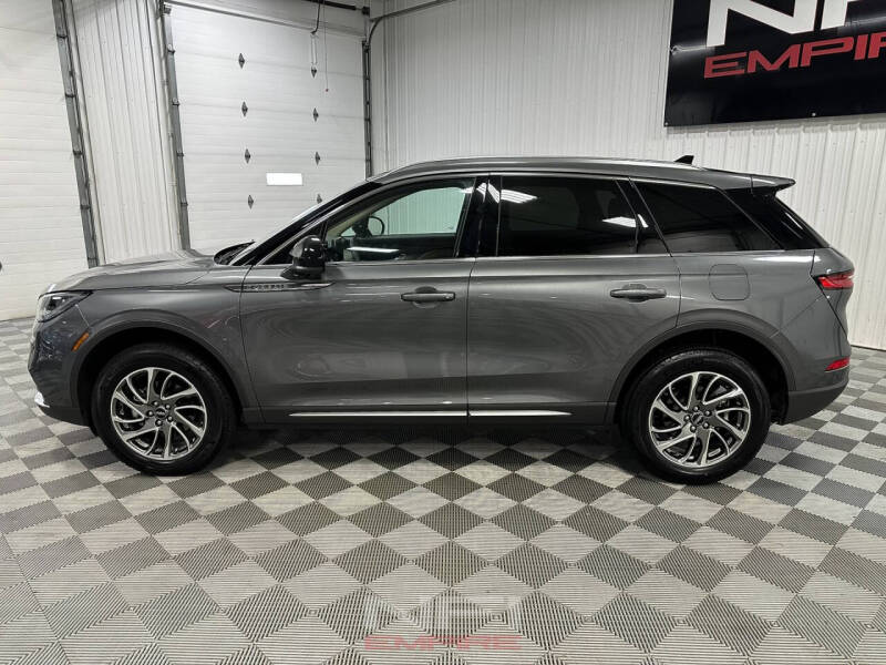 2022 Lincoln Corsair Standard