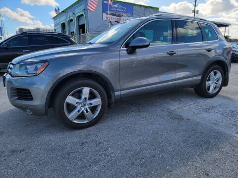 2013 Volkswagen Touareg for sale at INTERNATIONAL AUTO BROKERS INC in Hollywood FL