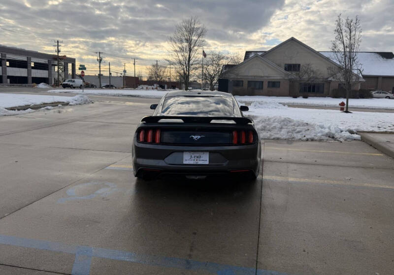 2019 Ford Mustang EcoBoost