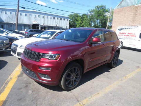 2020 Jeep Grand Cherokee for sale at Saw Mill Auto in Yonkers NY