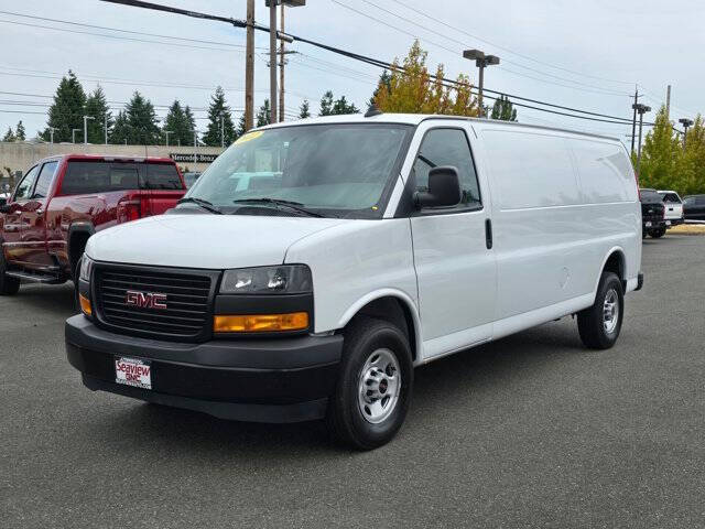 2022 GMC Savana 2500