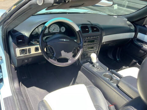 2003 Ford Thunderbird