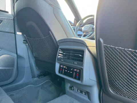 2019 Audi Q8 quattro Prestige 55 TFSI