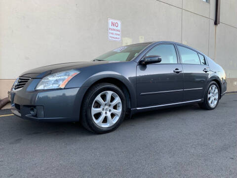 2007 Nissan Maxima for sale at International Auto Sales in Hasbrouck Heights NJ