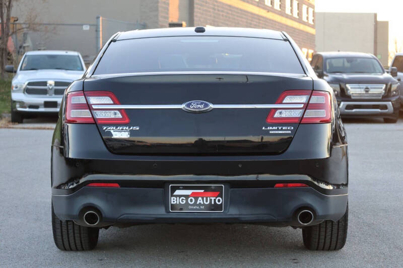 2017 Ford Taurus Limited