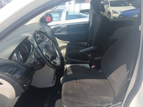 2013 Dodge Grand Caravan American Value Package