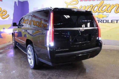 2019 Cadillac Escalade ESV Premium Luxury