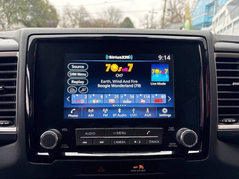 2022 Nissan Frontier SV