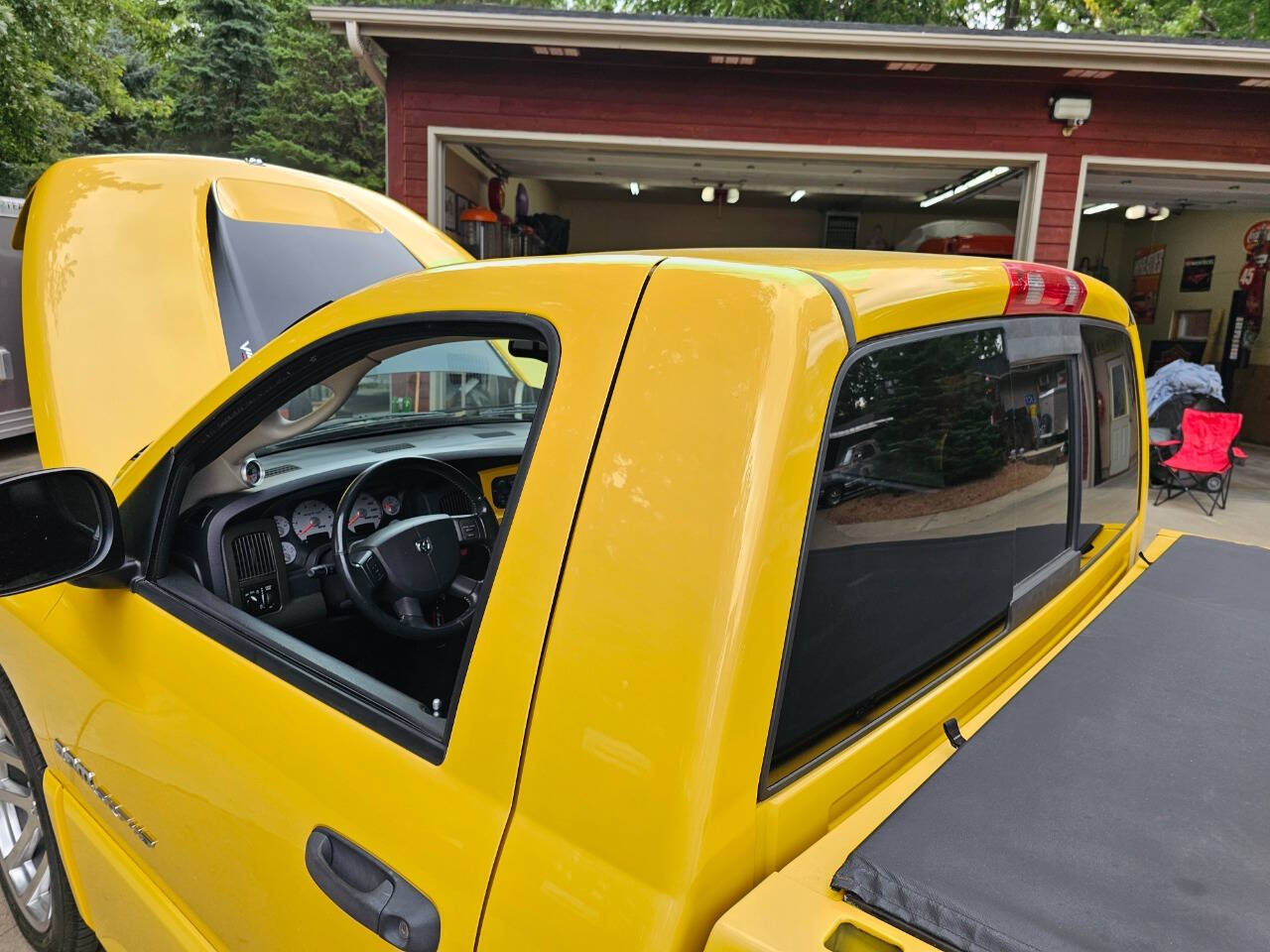 2005 Dodge Ram 1500 SRT-10 48