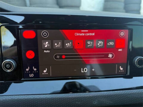 2024 Volkswagen Golf GTI 380 S