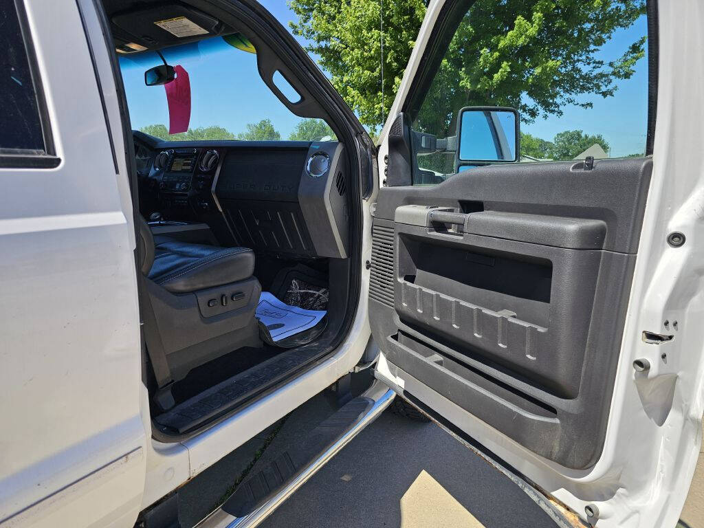 2011 Ford F-250 Super Duty for sale at Bigfoot Auto in Hiawatha, IA