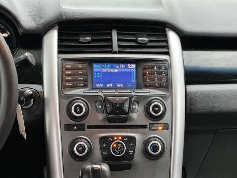 2013 Ford Edge SE