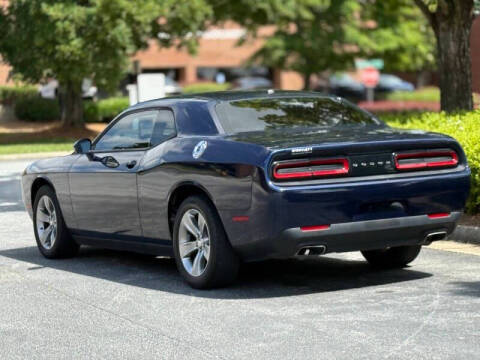 2015 Dodge Challenger SXT