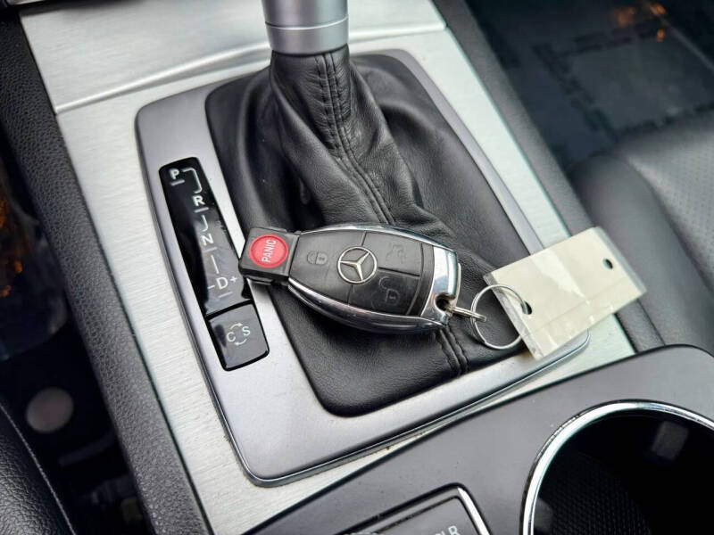 2009 Mercedes-Benz C-Class C 300 Sport