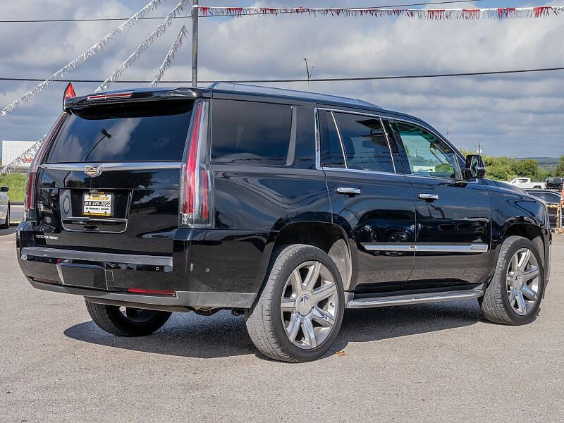 2019 Cadillac Escalade Luxury