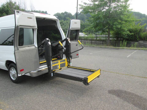 2013 Ford E-Series E-150