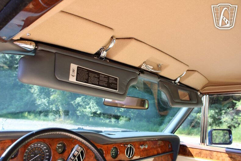 1989 Rolls-Royce Corniche