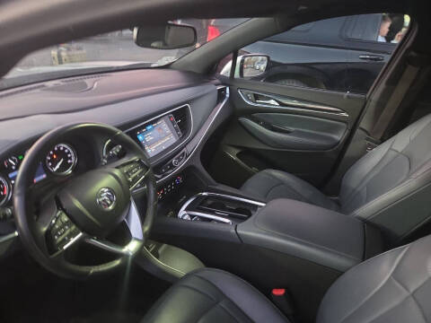 2022 Buick Enclave Essence