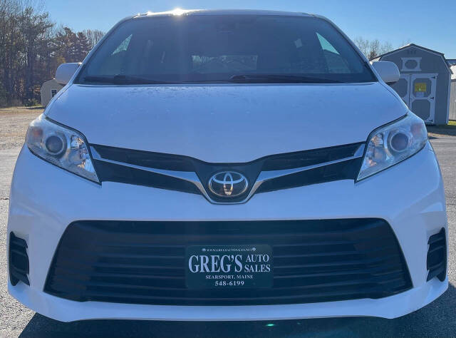 Used 2018 Toyota Sienna LE with VIN 5TDJZ3DC0JS194740 for sale in Searsport, ME