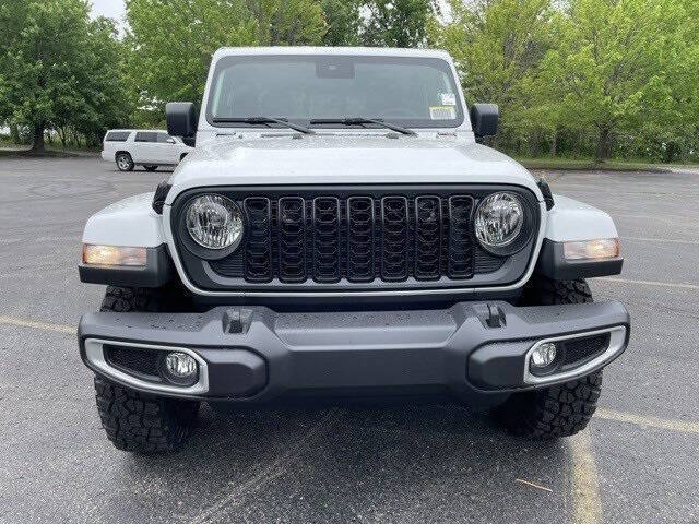 2025 Jeep Gladiator Sport