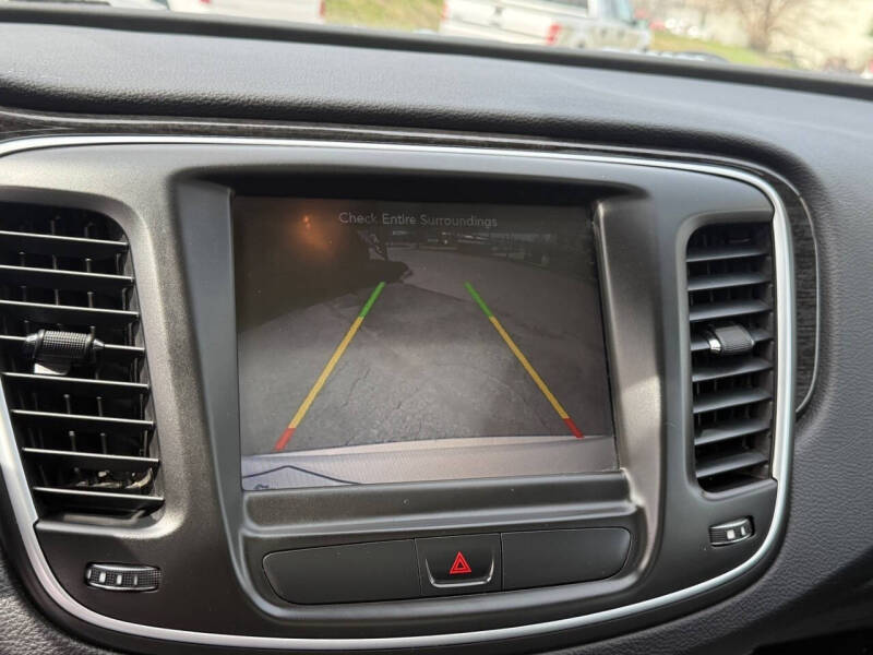 2015 Chrysler 200 C