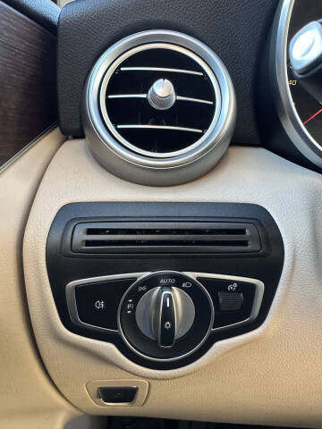 2021 Mercedes-Benz GLC GLC 300 4MATIC