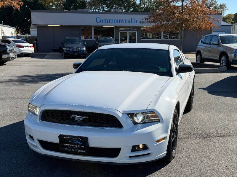 2014 Ford Mustang V6