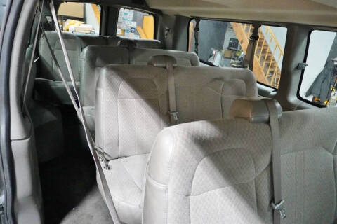 2017 Chevrolet Express LT 3500