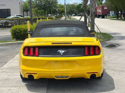 2016 Ford Mustang V6