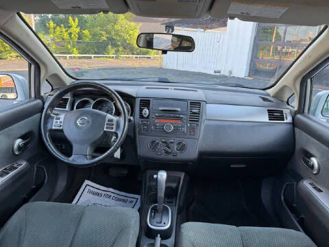 2012 Nissan Versa 1.8 SL