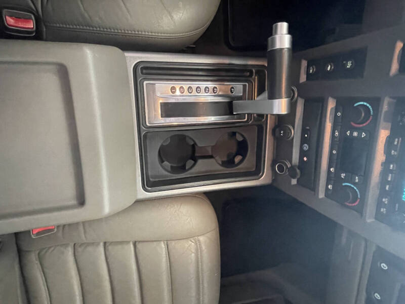 2004 HUMMER H2