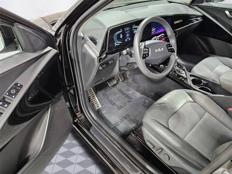 2024 Kia Niro EX Touring