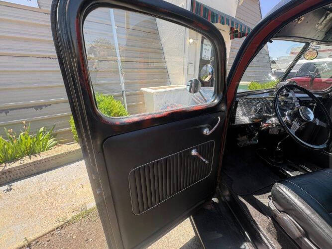 1940 Ford F-100