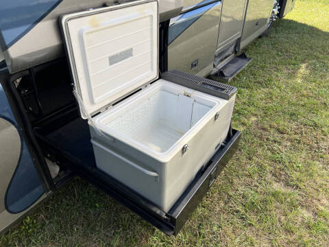 2002 Foretravel GV320 4010