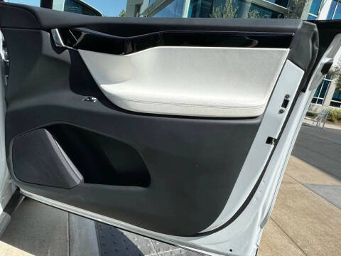 2021 Tesla Model X Long Range Plus
