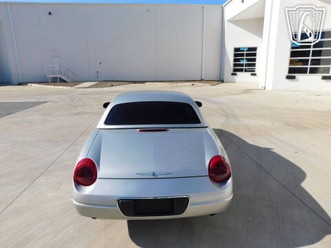 2004 Ford Thunderbird Deluxe