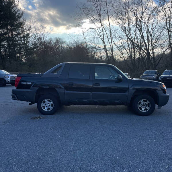 2005 Chevrolet Avalanche 1500 LS