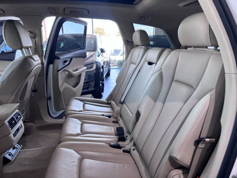 2017 Audi Q7 2.0T quattro Premium Plus