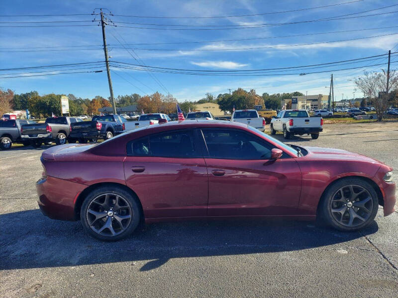 2018 Dodge Charger R/T photo 4