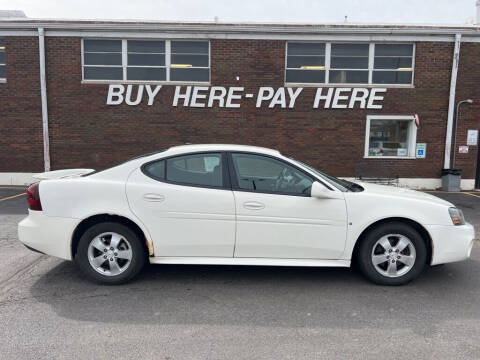 2007 Pontiac Grand Prix for sale at Kar Mart in Milan IL