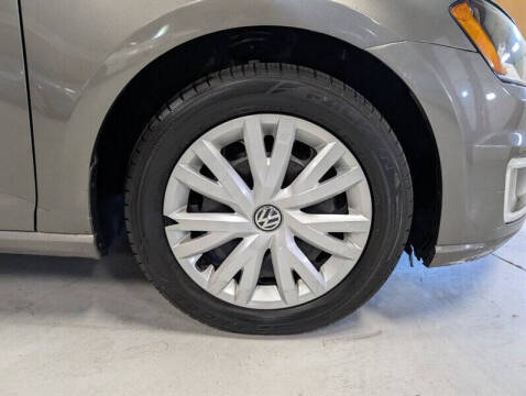 2015 Volkswagen e-Golf Limited Edition