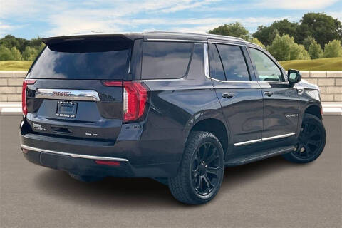 2023 GMC Yukon SLT