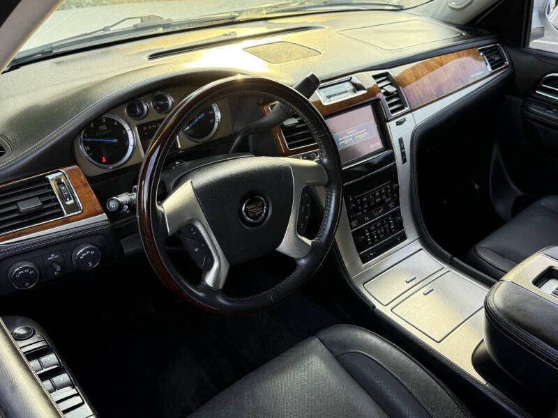 2012 Cadillac Escalade Hybrid Platinum Hybrid