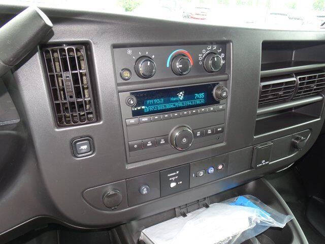 2024 Chevrolet Express 2500