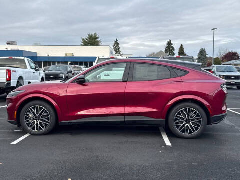 2025 Ford Mustang Mach-E Premium