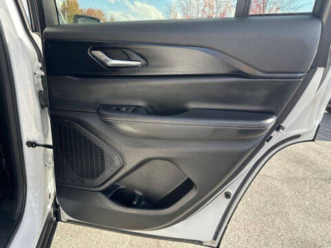 2023 Jeep Grand Cherokee Laredo