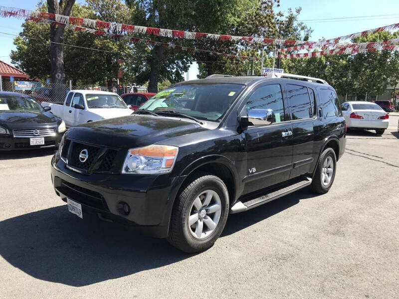 2008 Nissan Armada SE's photo