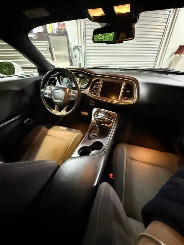 2015 Dodge Challenger R/T