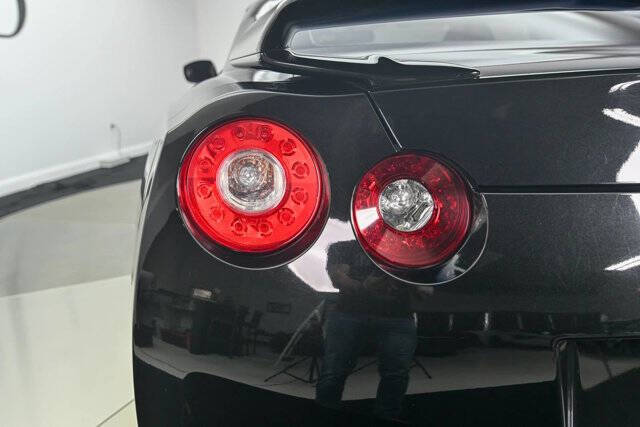 2014 Nissan GT-R Premium