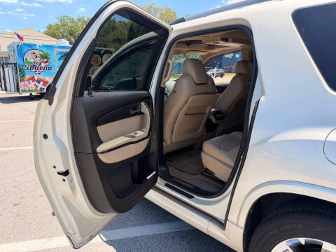 2011 GMC Acadia Denali